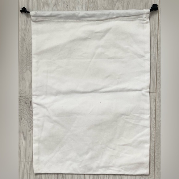 Balmain Paris 10.5”x14.5” Dust Bag Storage Cover Drawstring Bag New & Never used - Picture 2 of 4